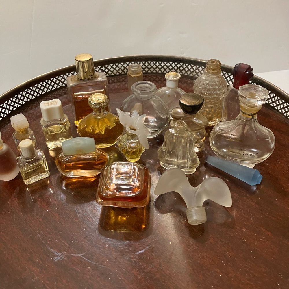 Vintage Lot of 17 Small Perfume and Cologne Bottles Some Full